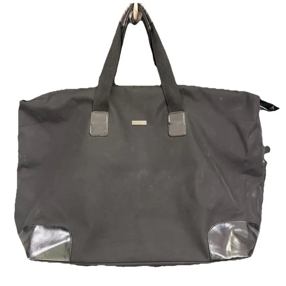 Burberry Fragrances Black Duffle Bag Weekender Tote Gray Nova Check Handles